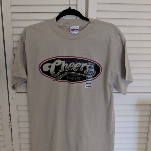 NEW Cheers Tshirt - Picture 1 of 3